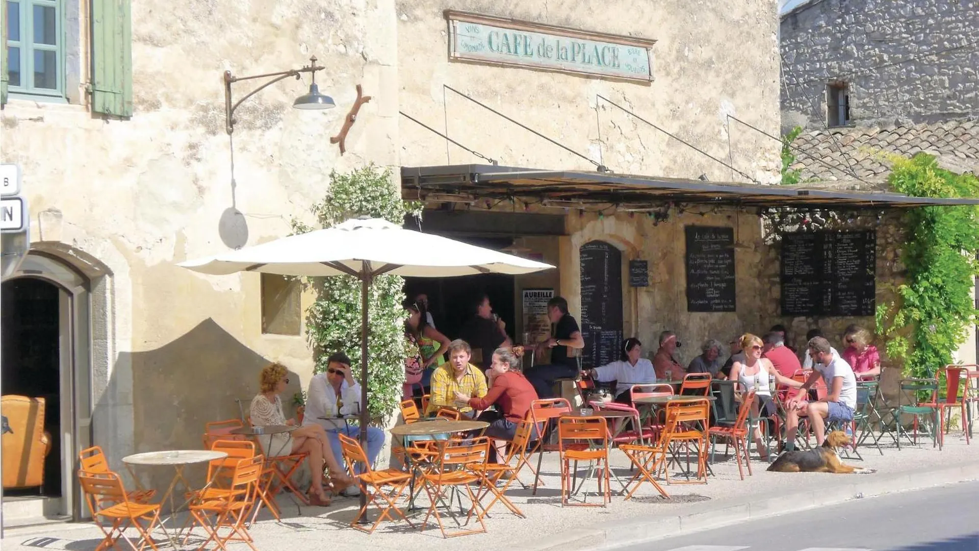 Holiday home 4 Bedroom Lovely Home In Saint-Remy-De-Provence France