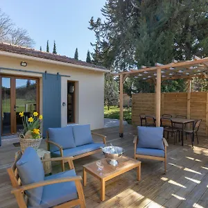  Apartment Mas Neuf De Romanin : Mas Provencal Familial